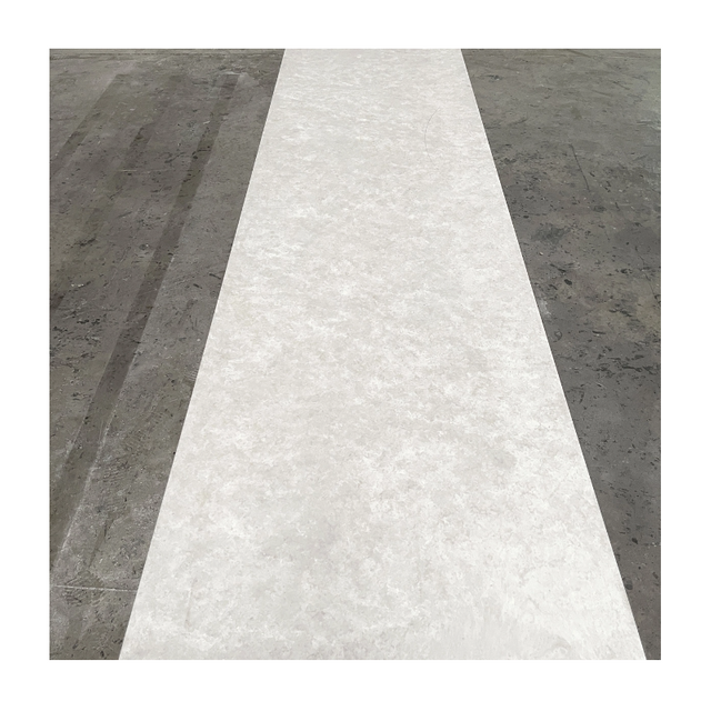Bubbling High-End Retail Museum Exhibits UV Stability