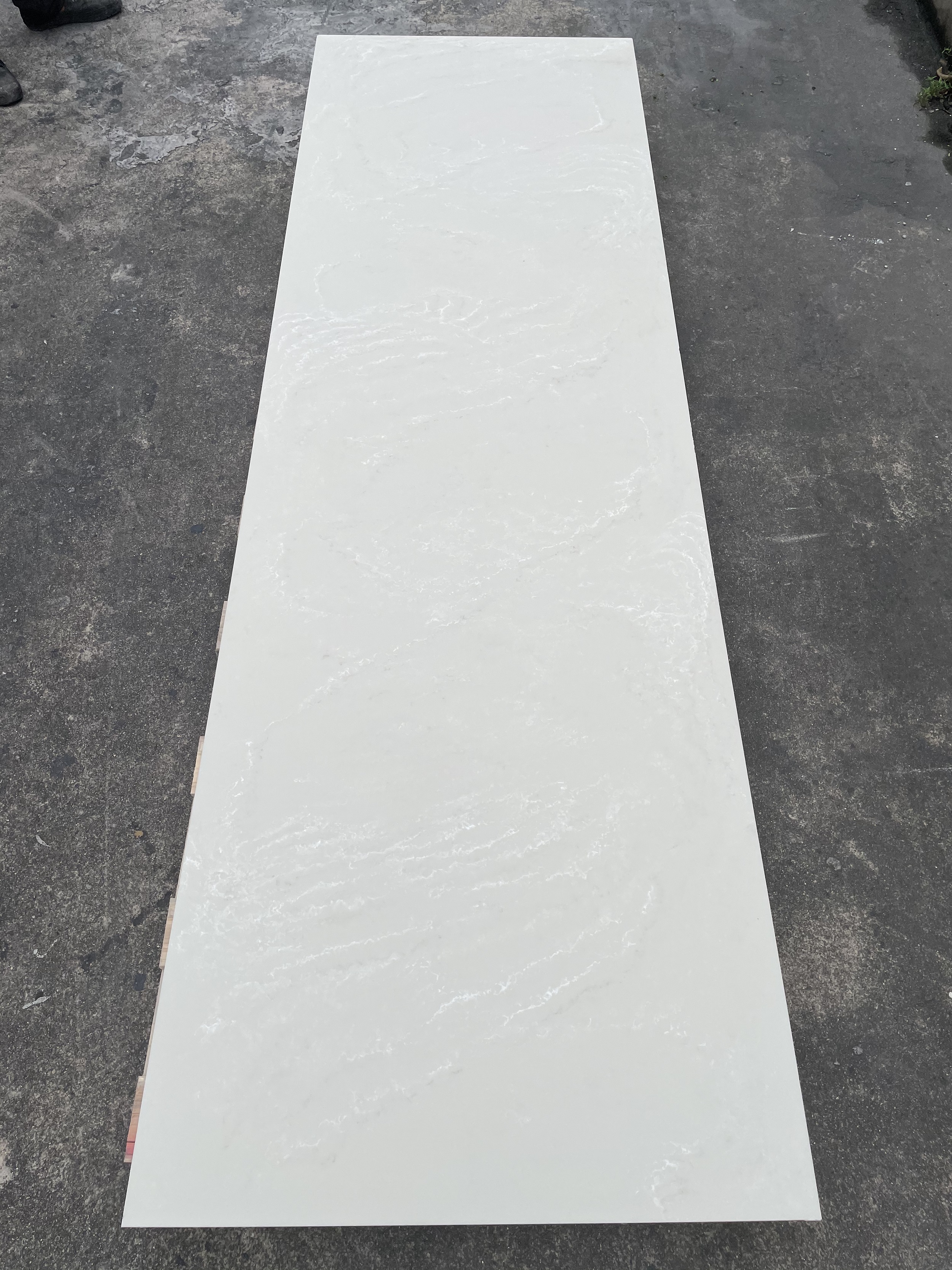 solid surface countertops for kitchen
